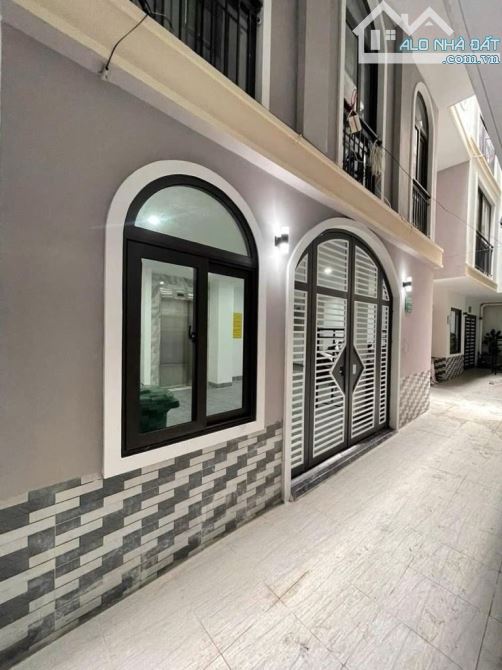 CCMN Vũ Tông Phan 58m mt7,7m 7t thang máy,15P khép kín,ngõ nông 30m ra phố