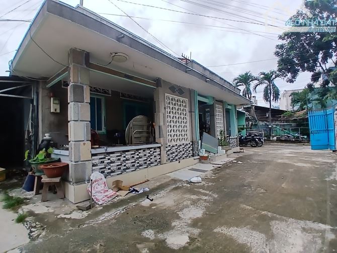 Đất + dãy trọ Đình Phong Phú – Dt 1.100m²(30x62) – Dòng tiền 1 tỷ/năm