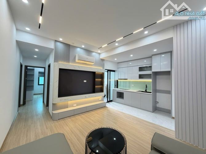 MỚI TINH-CĂN HỘ N2C TRUNG HOÀ NHÂN CHÍNH-HOÀNG MINH GIÁM-2PN-2WC-NHÀ ĐẸP Ở LUÔN-5 TỶ