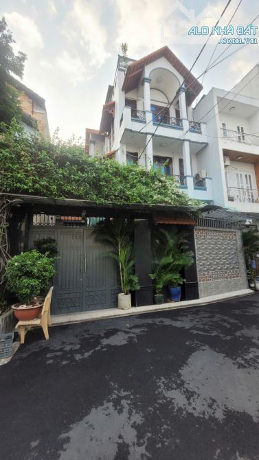 📍 Biệt thự Nguyễn Văn Săng - 9.2mx30m - Nhà đẹp có hồ bơi, thang máy - Giá chỉ 27 Tỷ TL