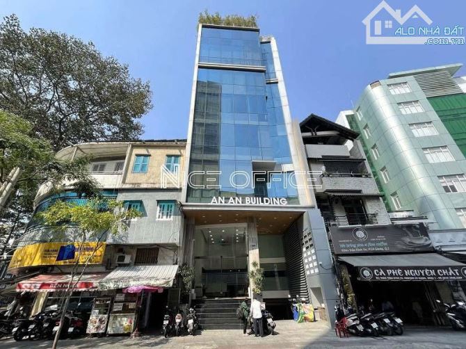 BUILDING TRẦN ĐÌNH XU 1.343M² SÀN - HẦM 8 TẦNG 9M x 20M - GIÁ 168 TỶ