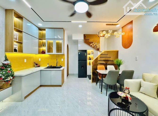 NHÀ MỚI, HẺM XE HƠI TRƯỜNG CHINH, DT 4.5X13M, 2 TẦNG, 3PN, 4.65 TỶ