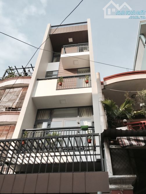 Nhà đẹp 5 tầng , hẻm xe hơi - đường Ba Vân , Q.Tân Bình - DT: 4 x 14m - Giá chỉ: 9.9 tỷ TL