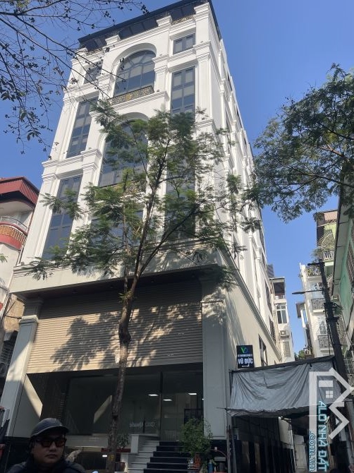 Căn Góc Bán Gấp! mặt Phố Nguyễn Xuân Khoát, Ngoại Giao Đoàn, Tây Hồ Tây 146m2 65 tỷ 20Mt