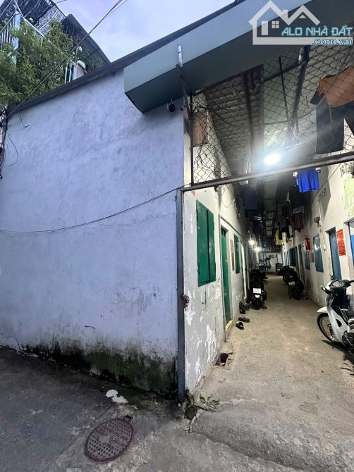 Bán dãy trọ 100m2 7 phòng đang cho thuê đường Nguyễn Tri Phương giáp Thủ Đức