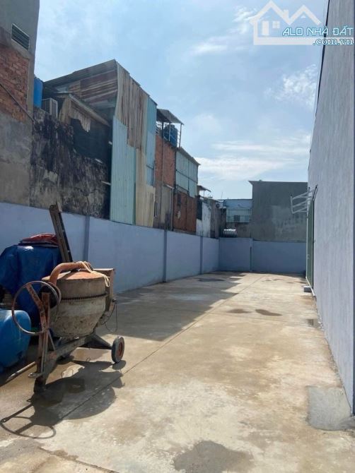 BÁN KHO XƯỞNG MẶT TIỀN TỈNH LỘ 10 – 1200M2 FULL THỔ CƯ – GIÁ CHỈ HƠN 30TR/M2