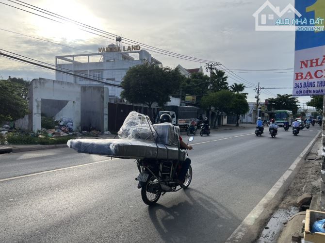 Cần Bán gấp Đất MT Đường Lê Văn Khương 👉 2763m2👉sẵn Nhà xưởng – Khai thác ngay.