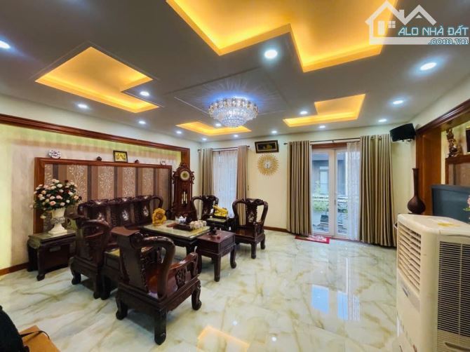 BÁN NHÀ KHU VIP TÂN SƠN NHÌ, NGUYỄN CỬU ĐÀM - 4 TẦNG, 120M2, NGANG 7M, FULL NỘI THẤT