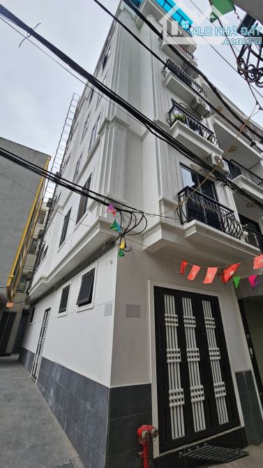 HƠN 7 TỈ SỞ HỮU NGAY TÒA CCMN ĐH CÔNG NGHIỆP QL32 - 6 TẦNG THANG MÁY - DÒNG TIỀN 500TR/NĂM