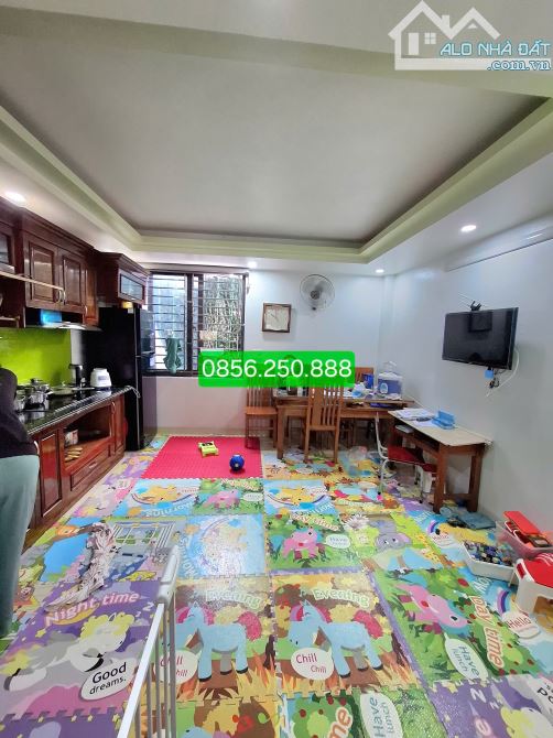 Nhà 3,5 tầng ngõ to ô tô để trong nhà luôn khu vực trung tâm Bãi Vượt; 53m2; 3,5 Tỷ