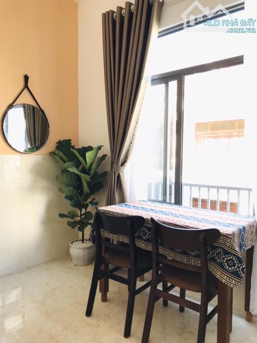 *Bán Nhà 3,5 tầng đường (7m5) Ỷ Lan Nguyên Phi, dòng tiền 35tr/th, dt 90m2, giá 10,8 Tỷ