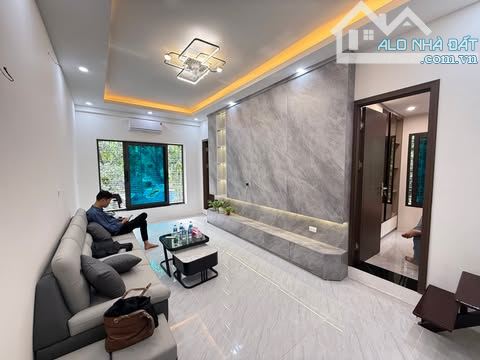 Giảm nửa tỷ chủ cần bán gấp căn hộ 120m2 3 ngủ, lô góc 3 mặt thoáng, có thể chia 4 ngủ, fu