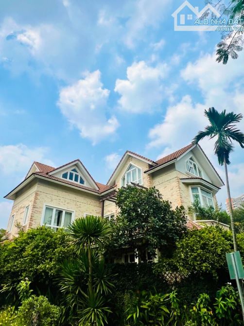 ĐẢO KIM CƯƠNG - BIỆT THỰ GÓC 2 MẶT TIỀN - THÂN VĂN NHIẾP -Q.2 - DT: 252M2- 150 TỶ