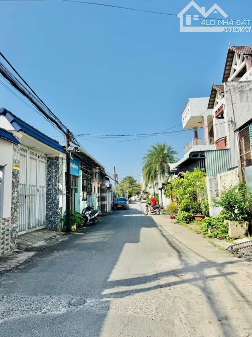 BÁN NHÀ KHO 1 TRỆT 2 LẦU – MẶT TIỀN NGUYỄN BÁ HỌC (ĐƯỜNG 3), P. TÂN MAI – BIÊN HÒA