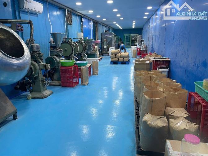 BÁN XƯỞNG MẶT TIỀN PHẠM VĂN SÁNG- 1800m2- CHO THUÊ 130TR/THÁNG- ĐỊNH GIÁ 90 TỶ BÁN GẤP 58