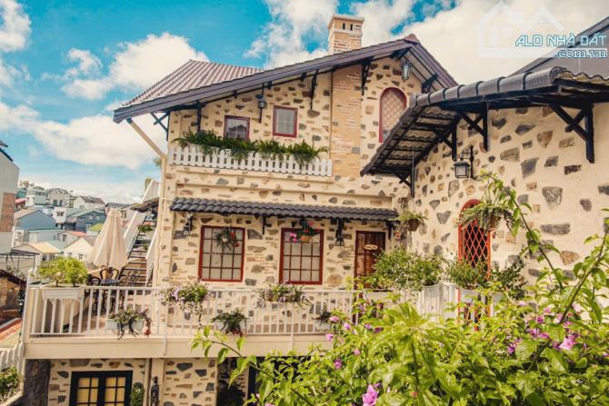 🔥 Vì sao một căn Villa mặt tiền Huyền Trân Công Chúa lại chấp nhận “hạ thẳng 5 TỶ”? 3002