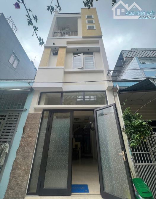 Nhà 3 tầng kiệt oto Trương chí cương