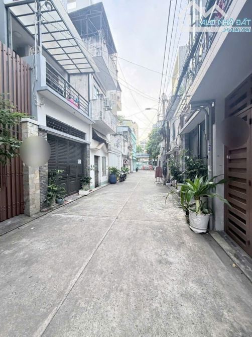 NHÀ HẺM XE HƠI 6M PHỔ QUANG - GẦN SÂN BAY TÂN SƠN NHẤT - CHỈ 6.69 TỶ
