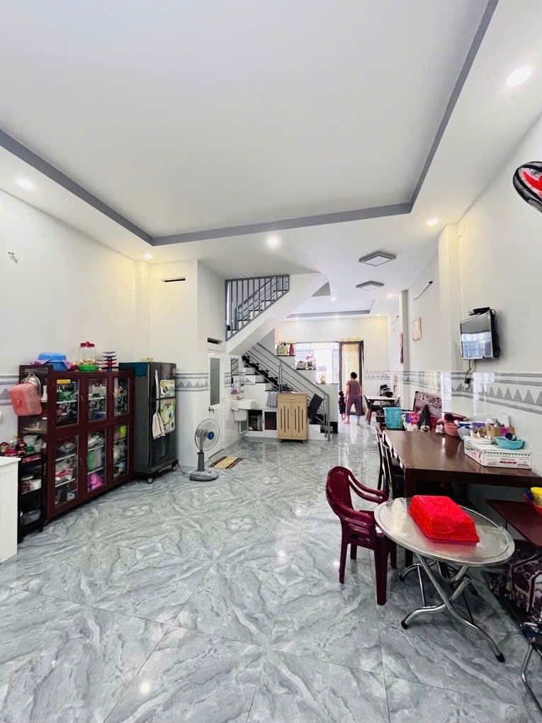 Bán nhà Tân Hoà Đông Quận 6, Nhà đẹp dọn vào ở liền, Tặng Full Nội Thất, giá 6,3 tỷ