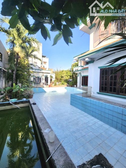 Biệt Thự hơn 7x triệu/m, Full 1100m Thổ, 3 tầng, gẩn Khu Dân Cư An Sương, Quận 12, 60,9tỷ