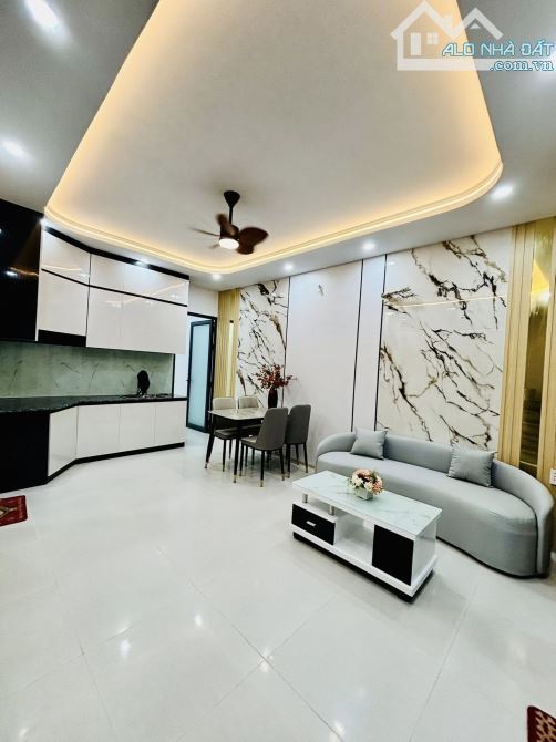 🏠 Nhà 1 trệt 1 lầu MỚI ĐẸP 48m² hẻm Daishu Trần Hưng Đạo, gần Bãi Trước, GIÁ 5 TỶ