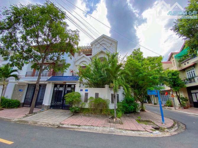 Bán nhà riêng, 182 m², Phường 9