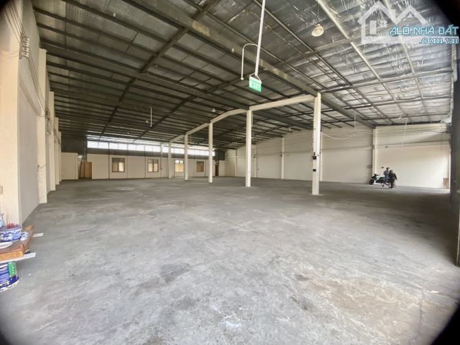 XƯỠNG 1200m2 FUN THỔ MẶT TIỀN ĐƯỜNG XE CONTAINER TÔ KÝ HÓC MÔN CHỈ 33 Tỷ