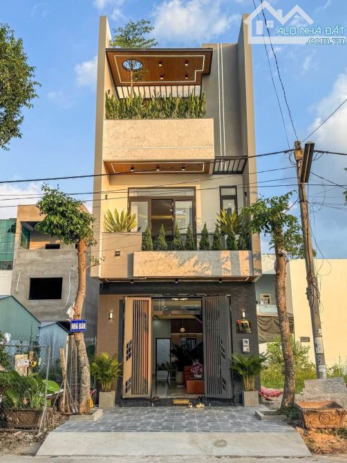 Nhà 2 lầu đường D7 Hồng loan hướng Tây Bắc, Cái Răng - 5 tỷ 990 triệu (TL)