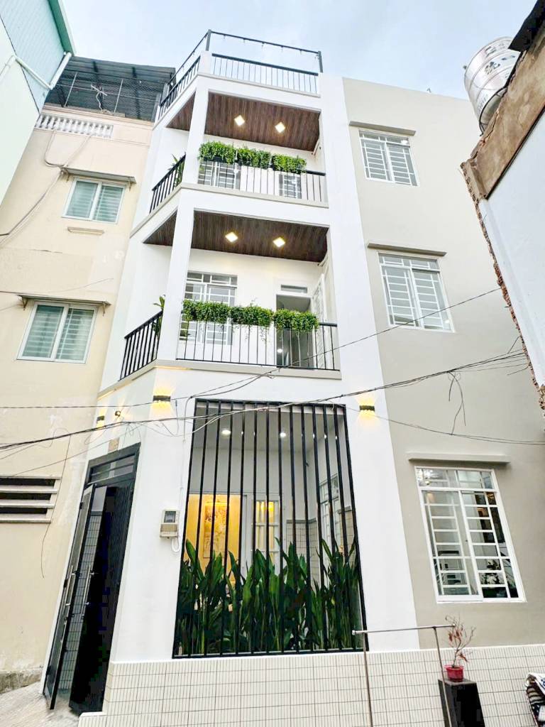 NHÀ ĐẸP SÁT MẶT TIỀN ÂU DƯƠNG LÂN, QUẬN 8, GẦN CẦU CHỮ Y, 2 TẦNG, GIÁ 7,48 TỶ