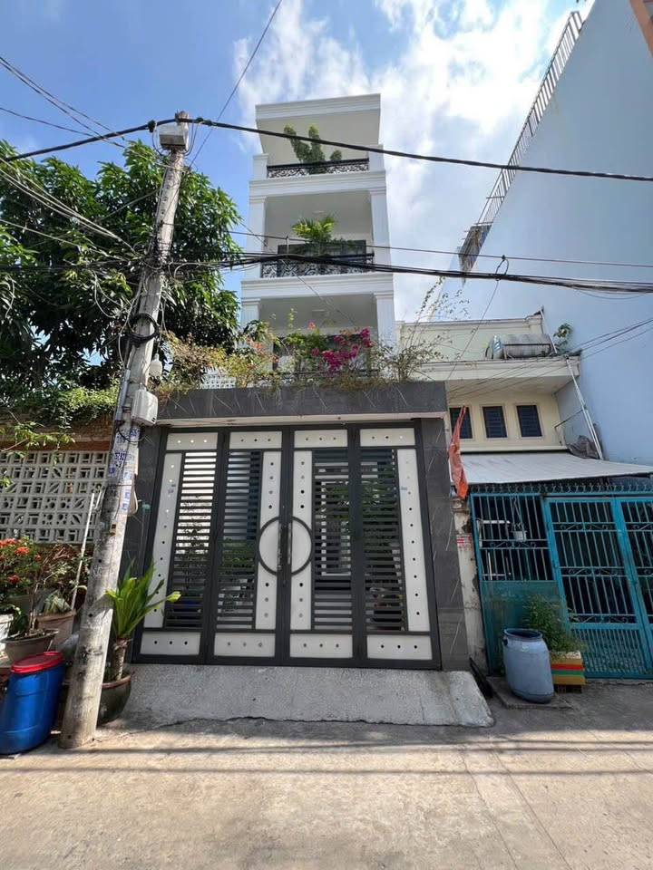 BÁN NHÀ HẺM XE HƠI 145 LÊ VĂN QUỚI, BÌNH TÂN, GẦN NGÃ 4 BỐN XÃ, NHÀ MỚI ĐẸP GIÁ 8,9 TỶ