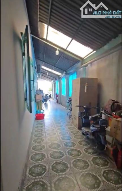 NHÀ HẺM XE HƠI 205M2 NGANG 9M GẦN LOTTE MART BÌNH DƯƠNG GIÁ 3.7 TỶ