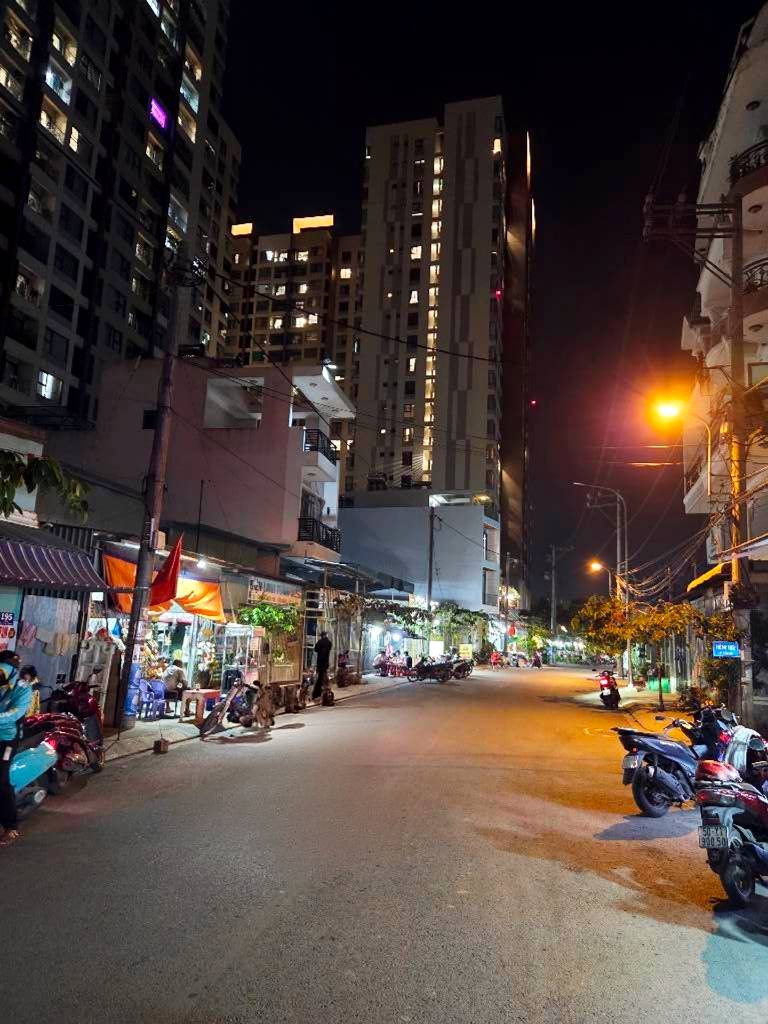 BÁN ĐẤT VÕ VĂN KIỆT BÌNH TÂN, DT 120M² NGANG 6M, CÓ SẴN NHÀ CHỈ 6,8 TỶ