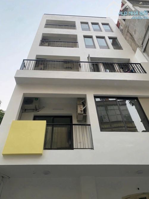 SIÊU PHẨM DÒNG TIỀN TRUNG TÂM CẦU GIẤY 172M2 X 6 TẦNG MT 7M 60 TỶ. Ô TÔ ĐỖ CỬA.