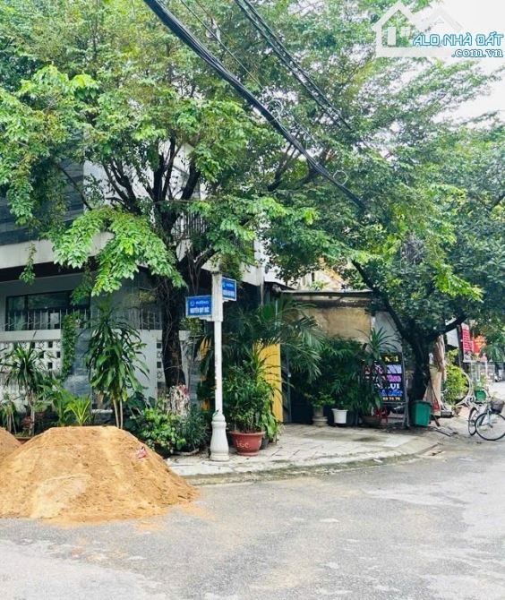 -Bán nhà 3 tầng góc 2 mt đường ( 7m5) Nguyễn Văn Huyên, Cẩm Lệ. DT 174M2 – Giá 12.3 Tỷ TL