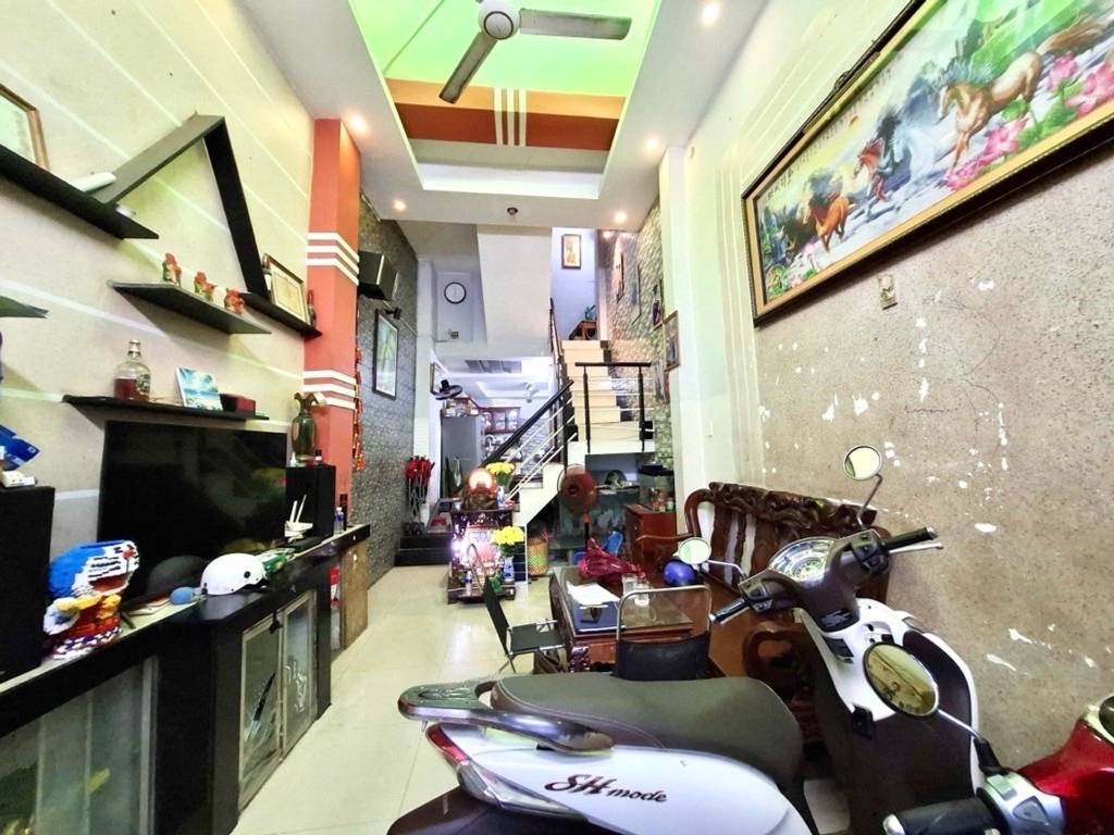 Bán nhà hẻm xe hơi đường Hậu Giang, trung tâm Quận 6, 196m2 giá chỉ nhỉnh 5 tỷ