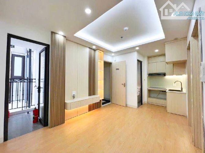 Bán Gấp Căn hộ chung cư ngõ 209 Phố Đội Cấn, 50m2 x 2 ngủ, đất đủ nội thất, 50m ra mặt phố