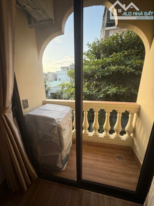 🏢 CẦN BÁN GẤP TOÀ CĂN HỘ MẶT TIỀN HUY CẬN – TRUNG TÂM HẢI CHÂU – DÒNG TIỀN 50TR/THÁNG