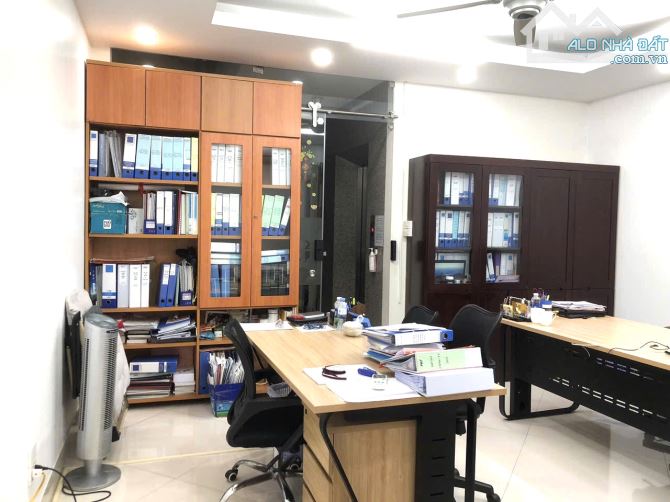 Bán gấp căn hộ chung cư Minh khai Hai Bà Trưng 150 m2-4 pn - 13,5