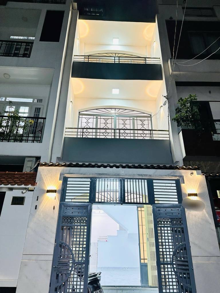 Bán nhà t ô hiệu Tân Phú, Kinh Doanh Đỉnh Cao, Đường Xe Hơi 7M Thông Sát Đầm Sen