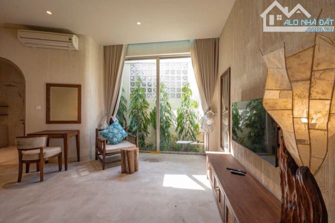 🔥 VILLA NGHỈ DƯỠNG – PHỐ CỔ HỘI AN- CÁCH BIỂN 5 PHÚT – DÒNG TIỀN 100TR/THÁNG 🔥