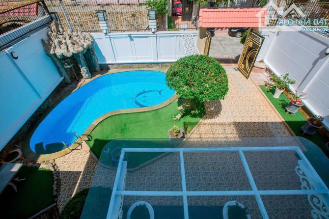 BÁN BIỆT THỰ SÂN VƯỜN HỒ BƠI - KHU BIỆT THỰ ĐỒI NGỌC TƯỚC 1- BÃI SAU - VŨNG TÀU 38 TỶ