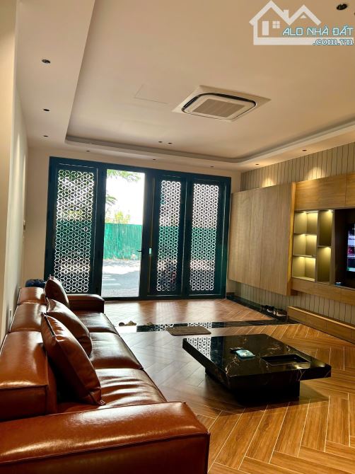 🌸BÁN NHÀ ĐẸP CÓ THANG MÁY, GẦN CÔNG VIÊN, HÀ QUANG 1, PHƯỜNG NAM NHA TRANG