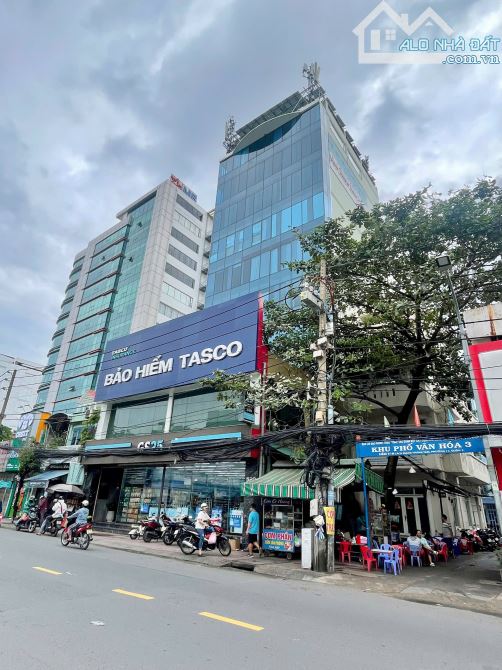 Bán Building Góc 2 MT Trần Nhật Duật, Quận 1 - Hầm 7 Tầng - 121m2 - HĐT cũ: 320tr/tháng