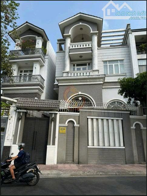 45 tỷ! Bán Biệt thự khu đường Hoa, Bình Thạnh - 10x18m - Hầm 4 Tầng