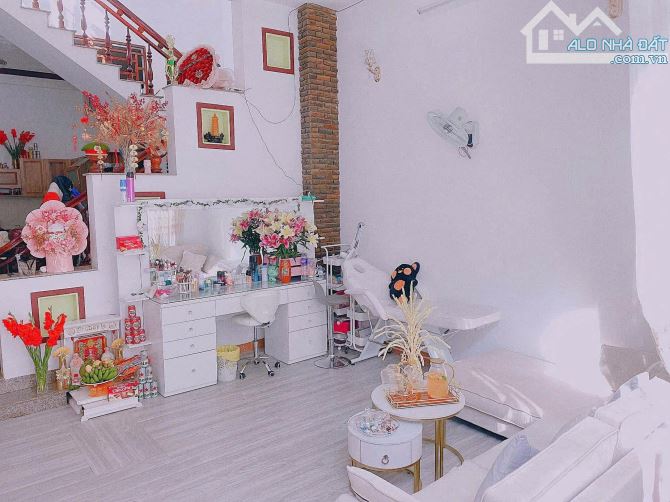 Cần Bán Nhà 3 Mê Hẻm 102 Đường Nguyễn Tất Thành Phường Tân Lập BMT