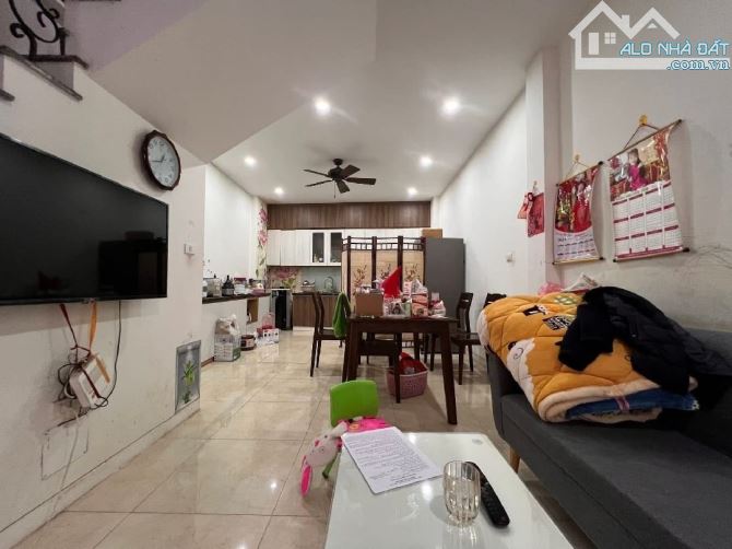 Võ Chí Công - Cầu Giấy - 50m2 - chỉ 10 đồng - giá hợp lý nhất khu vực