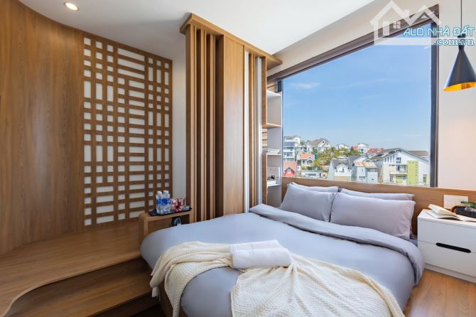 Villa/ Biệt Thự VIP 99 đường Nam Hồ, P.11, Đà Lạt 200m2, 4 phòng ngủ, 5 WC view đẹp