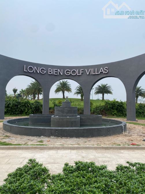 BÁN BIỆT THỰ ĐƠN LẬP HIM LAM TƯ ĐÌNH LONG BIÊN 80 TỶ 225M2 MT 11M 6T VỈA HÈ Ô TÔ TRÁNH GẦ