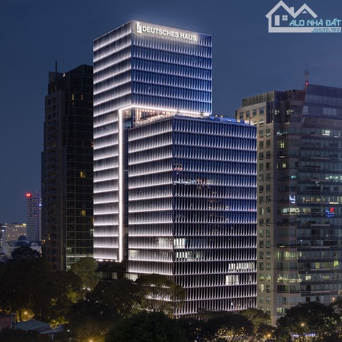 TOÀ NHÀ VĂN PHÒNG 30,000 M2- MẶT TIỀN BẾN NGHÉ,Q1- NGANG: 40 M- GIÁ BẢO MẬT