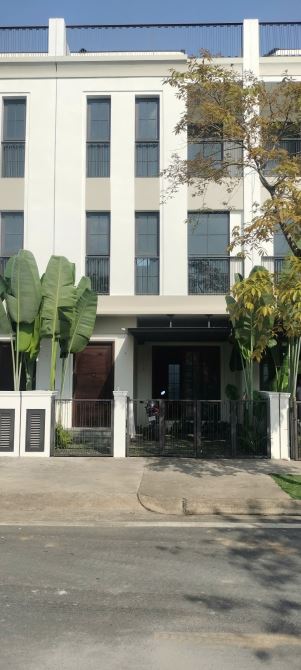 BÁN NHÀ PHỐ, BIỆT THỰ SALACIA VILLAS , CHỈ 4,8 TỶ,TIỀM NĂNG TĂNG GIÁ MẠNH
